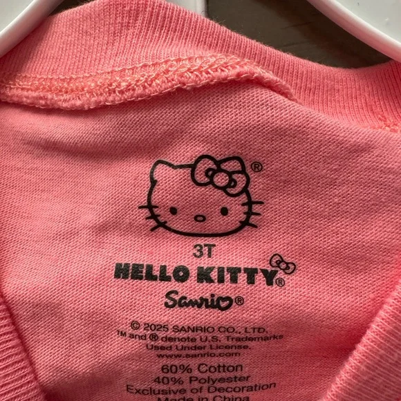 Hello Kitty Girls 3T 3 Piece Set Pink T-Shirt, White Sweatshirt, Black Pants - Picture 5 of 6